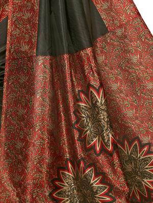 solid bordered saree with blouse - 16847221 - Standard Image - 4