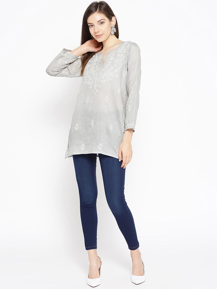 chikankari straight kurti - 16847877 - Zoom Image - 4