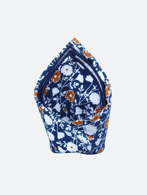 blue cotton pocketsquare - 16847968 -  Standard Image - 0