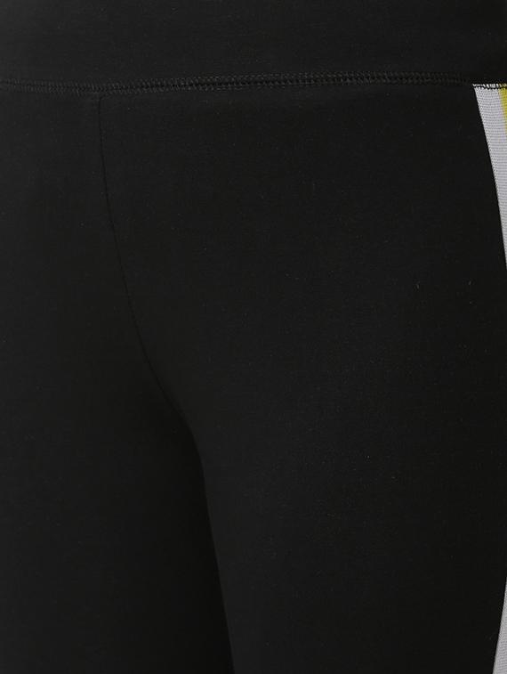 side tape high rise jegging - 16848355 - Zoom Image - 5