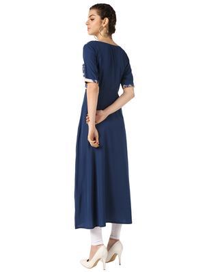 contrast yoke flared kurta - 16849228 - Standard Image - 3