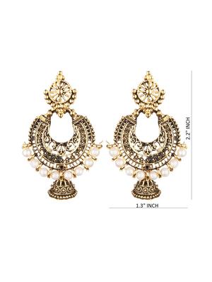 gold metal chandellier earring - 16849650 - Standard Image - 3