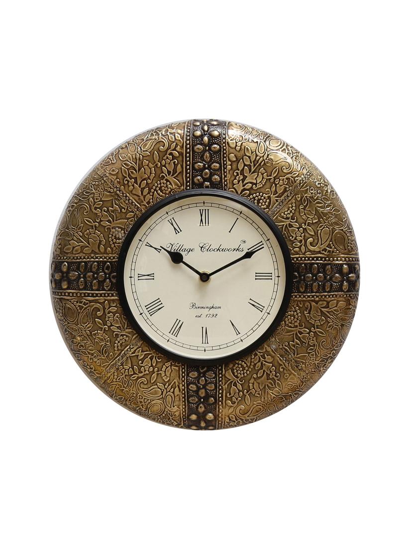 wooden analog vintage wall clock - 16865819 - Zoom Image - 2
