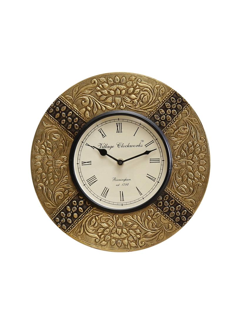 wooden analog vintage wall clock - 16865820 - Zoom Image - 2