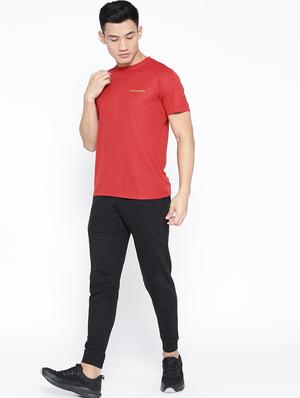 red solid t-shirt - 16868479 - Standard Image - 4