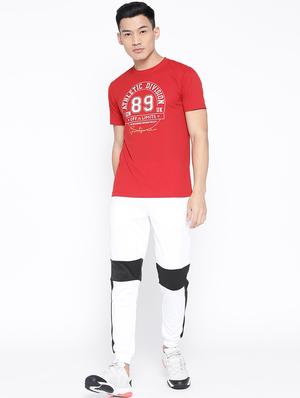 red printed t-shirt - 16868487 - Standard Image - 4