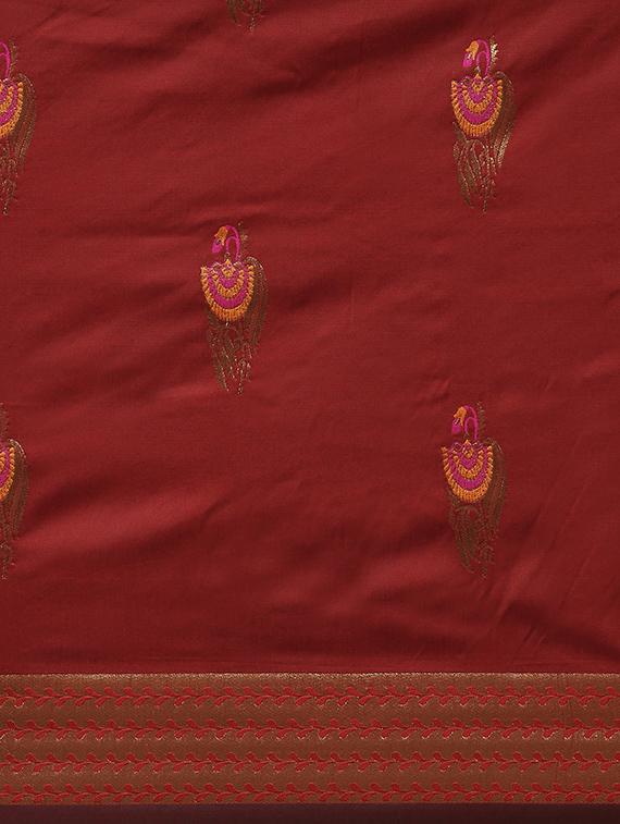 solid kanjivaram saree with blouse - 16870161 - Zoom Image - 4