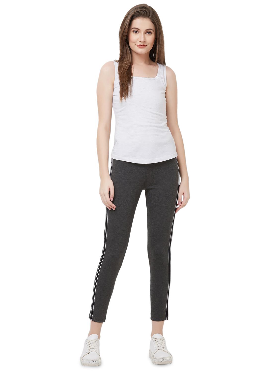 side tape high rise jegging - 16870722 - Zoom Image - 4