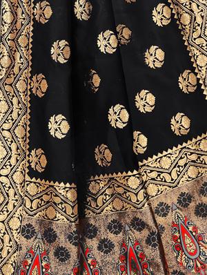 floral woven saree with blouse - 16871503 - Standard Image - 3