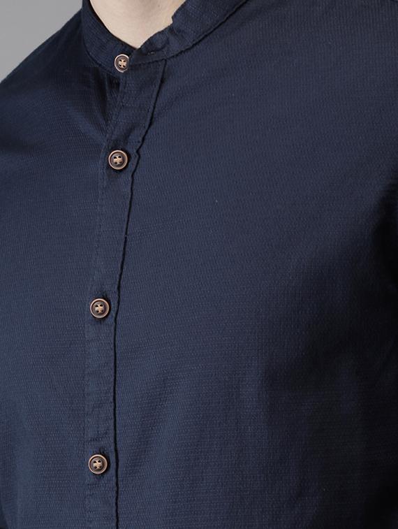 navy blue solid casual shirt - 16873291 - Zoom Image - 4