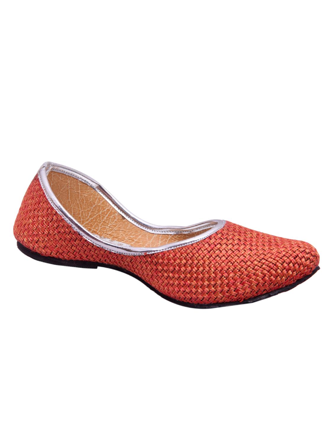 red slip on jutis - 16876645 - Zoom Image - 1