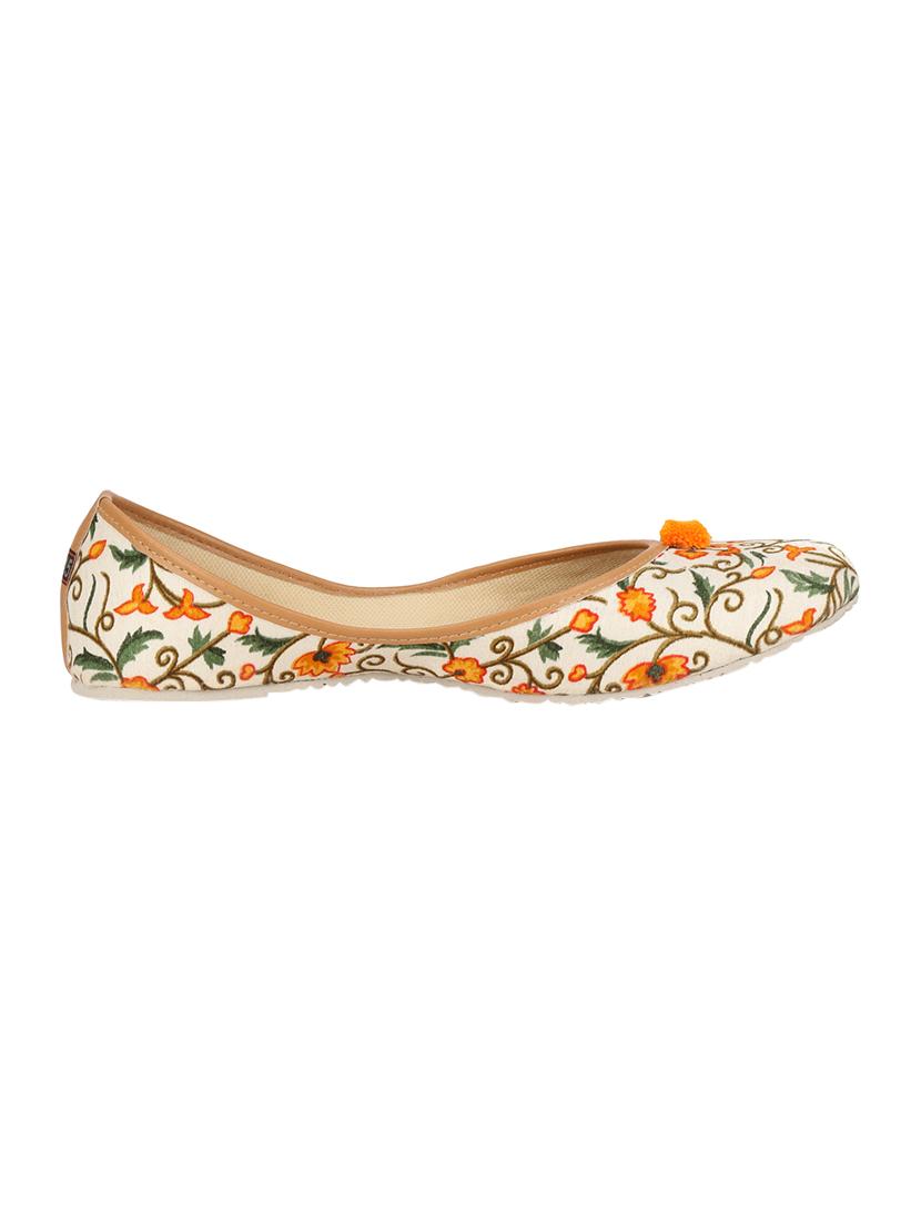 orange slip on jutis - 16878146 - Zoom Image - 2