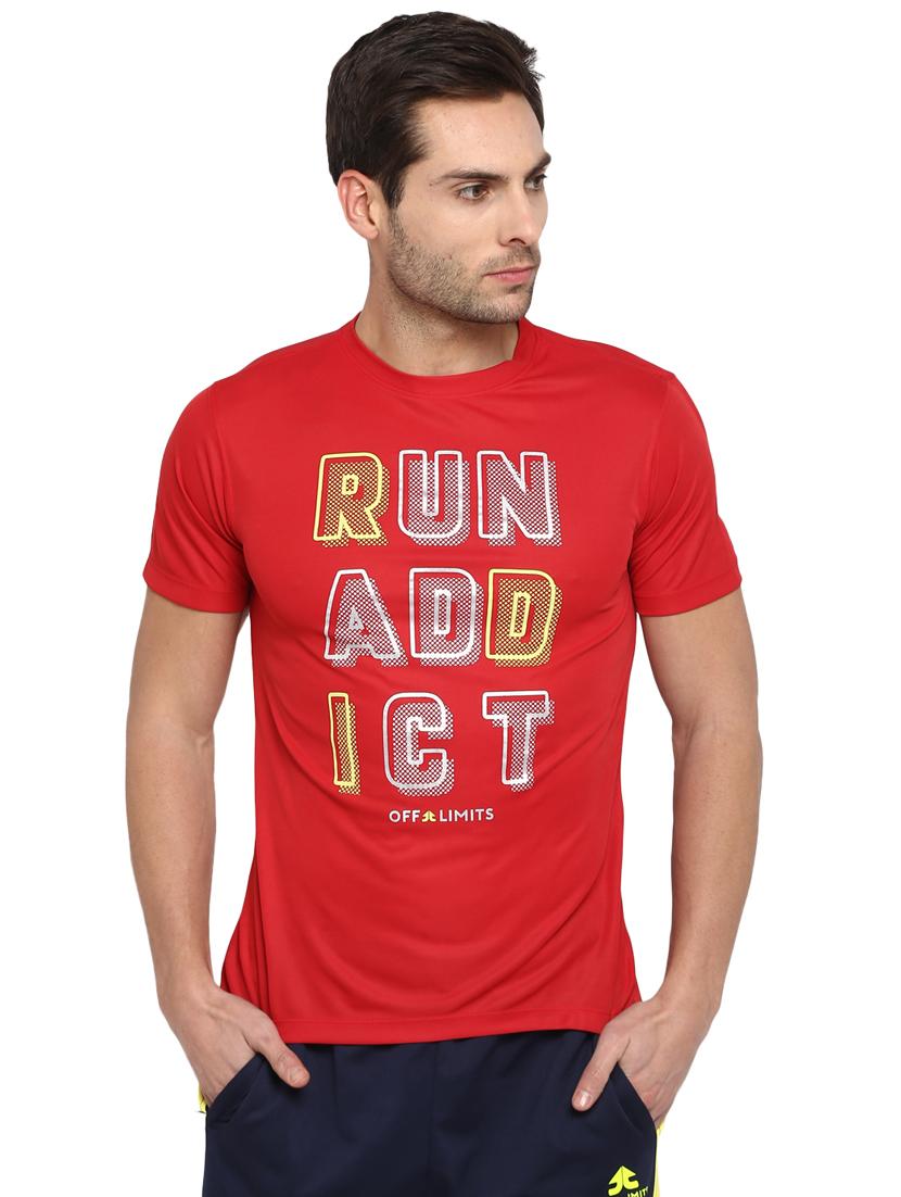 red typographic chest print t-shirt - 16883122 - Zoom Image - 1