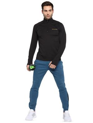 black solid thumb hole t-shirt - 16883168 - Standard Image - 4