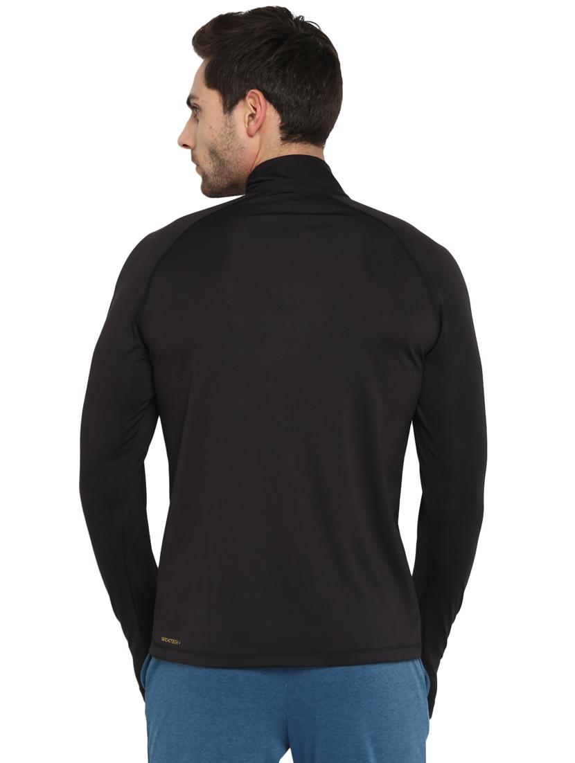 black solid thumb hole t-shirt - 16883168 - Zoom Image - 3