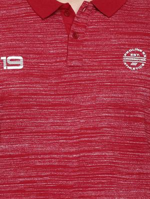 red collared t-shirt - 16886358 - Standard Image - 4