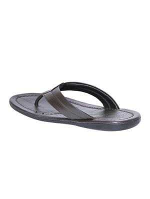 brown toe separator slippers - 16889238 - Standard Image - 3