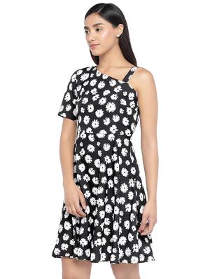single shoulder floral a-line dress - 16889823 - Standard Image - 2