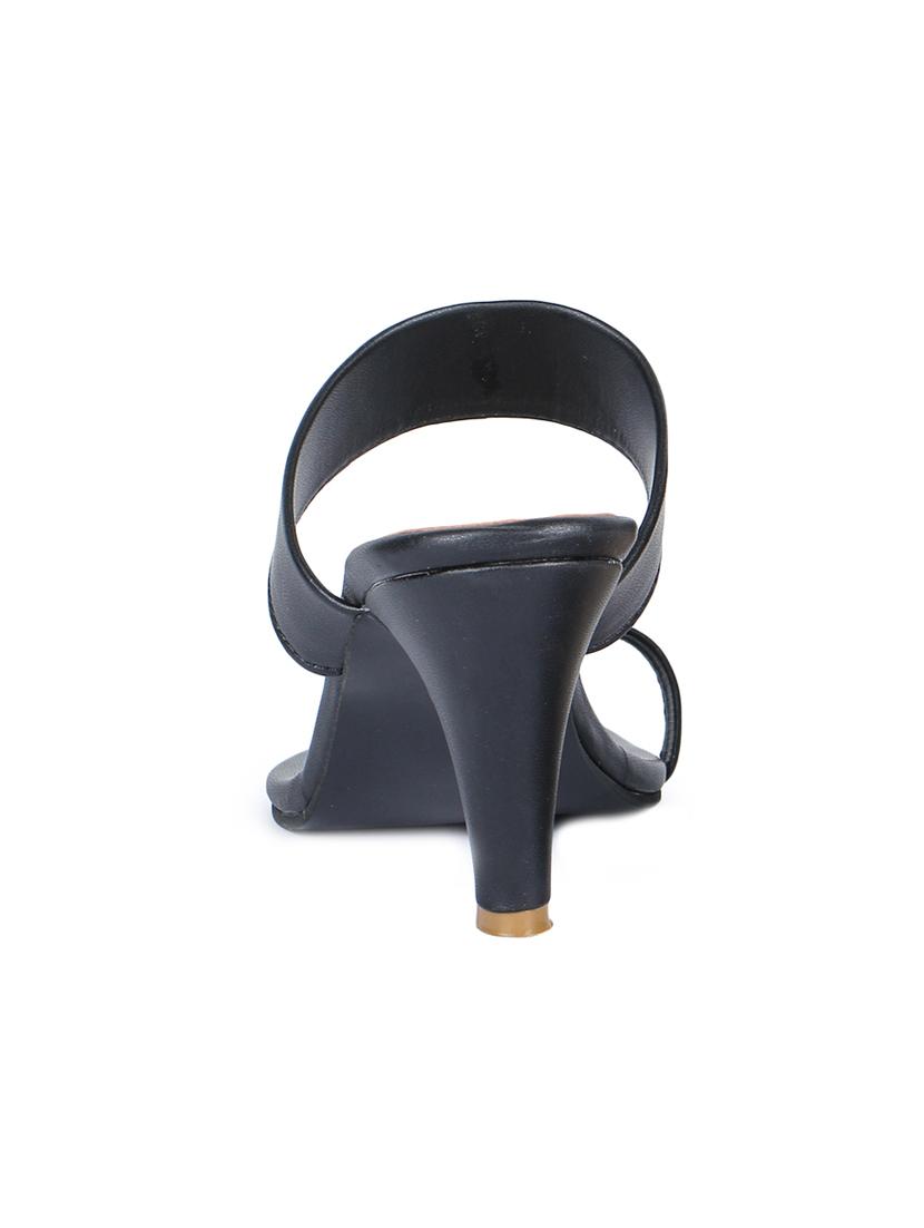 black one toe sandals - 16890041 - Zoom Image - 3