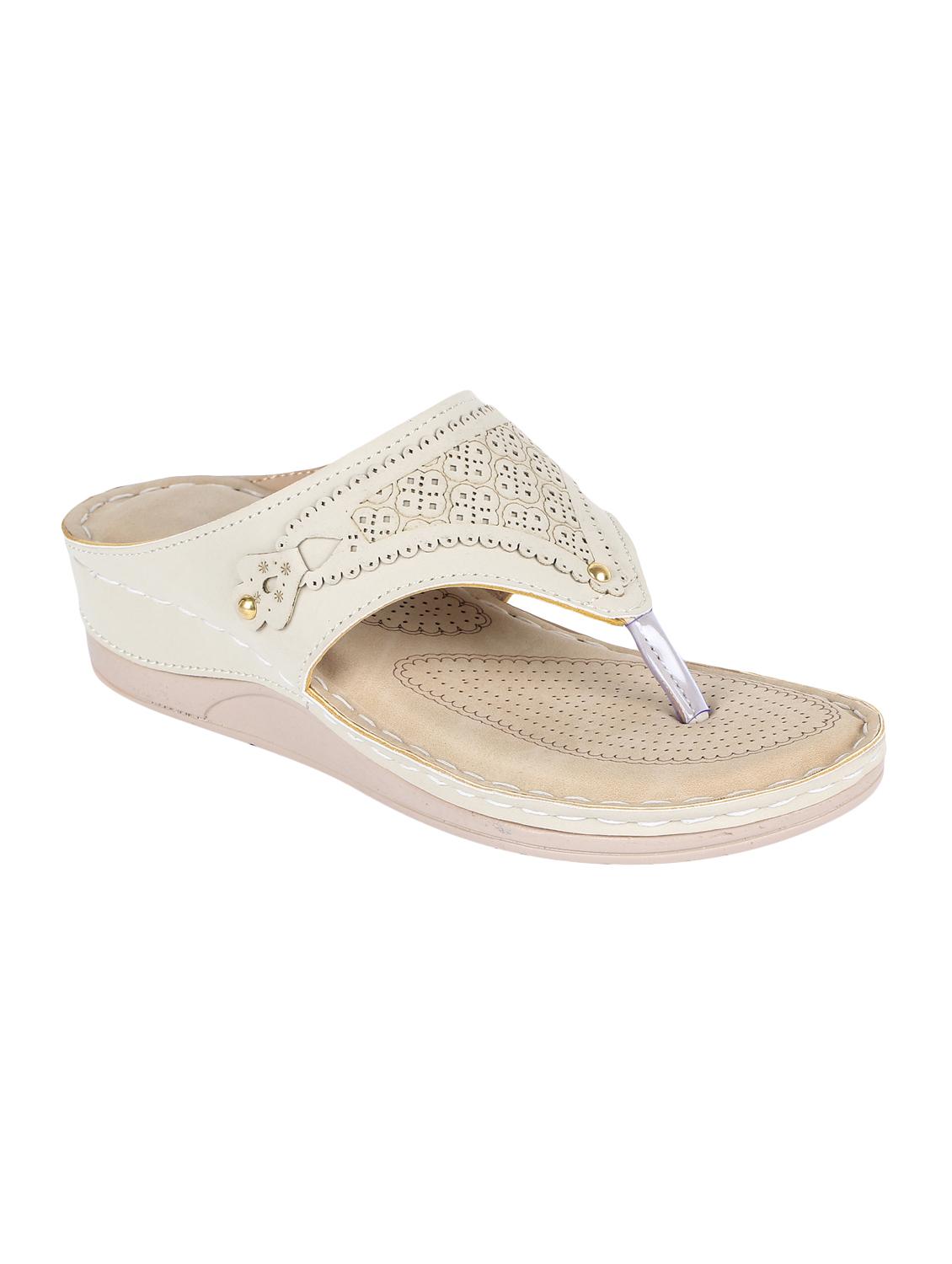 white toe separator wedges - 16890090 - Zoom Image - 1