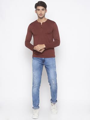 red solid t-shirt - 16891463 - Standard Image - 4