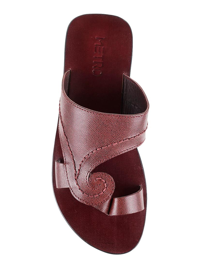 maroon slip on slippers - 16892294 - Zoom Image - 4