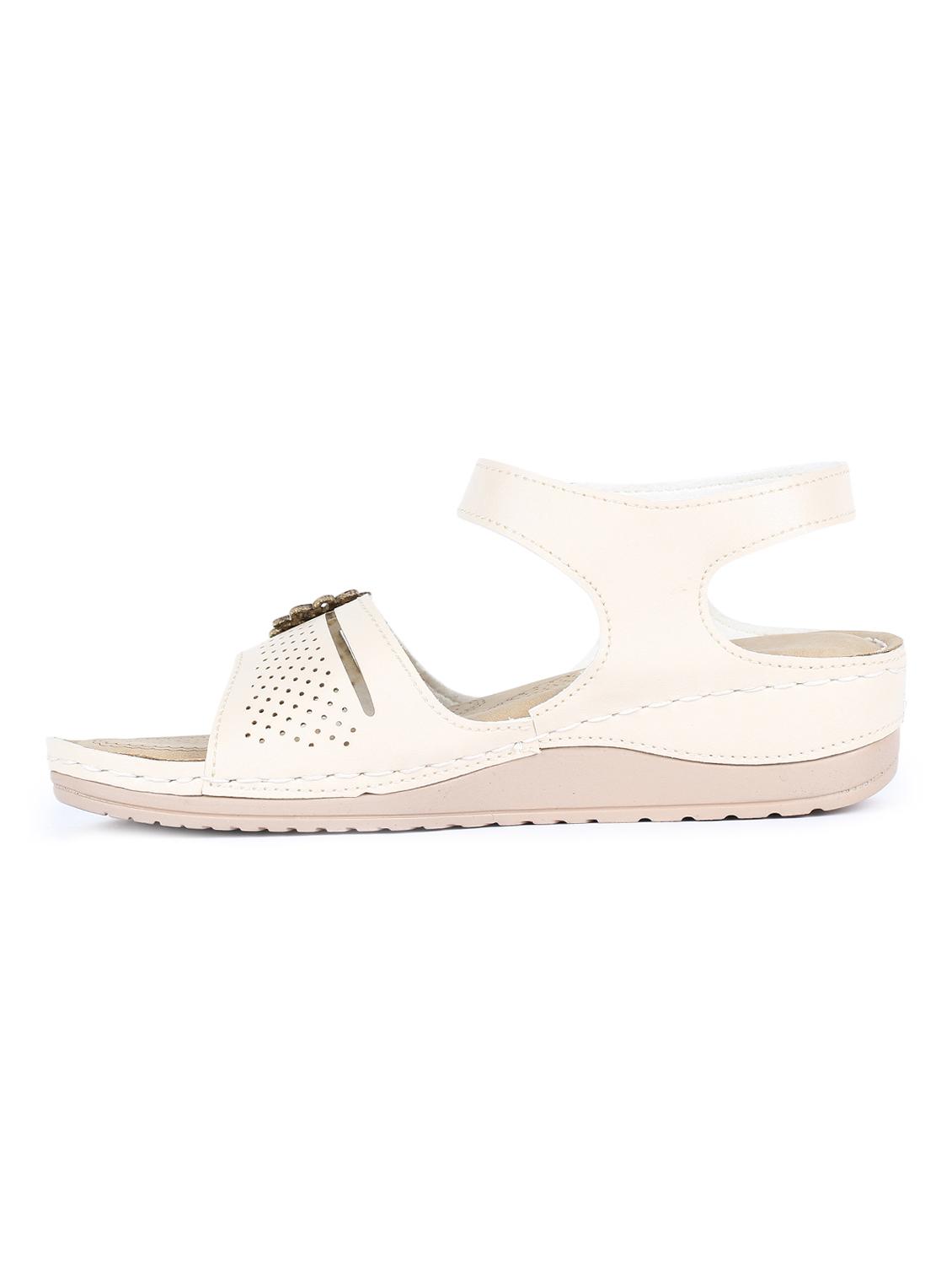 white back strap wedges - 16893700 - Zoom Image - 2