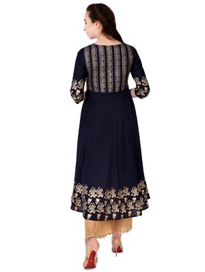 foil print flared kurta - 16895209 - Standard Image - 3