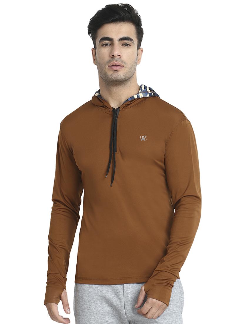 brown solid thumb hole t-shirt - 16896292 - Zoom Image - 1