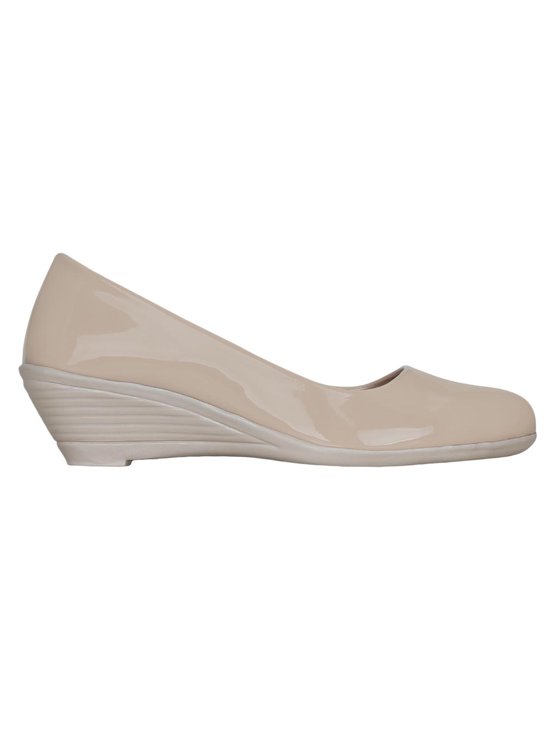 beige slip on pumps - 16896568 - Zoom Image - 2