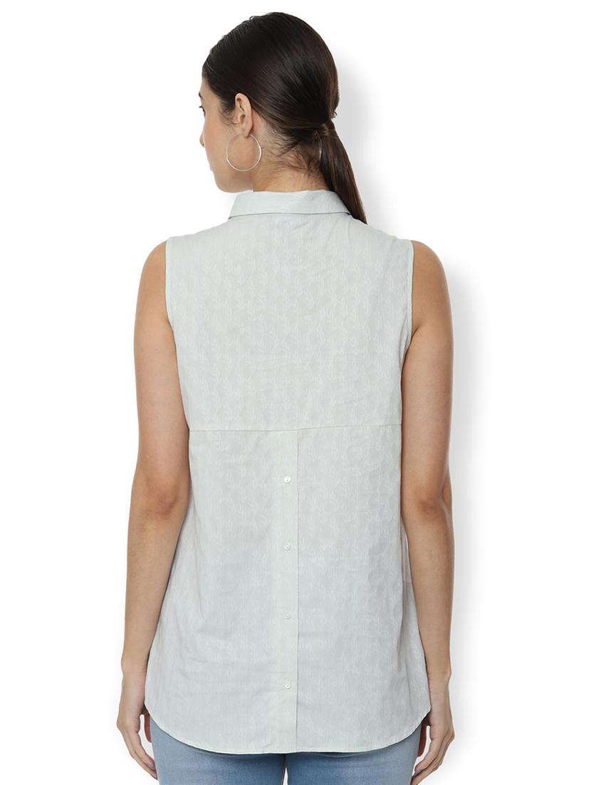 concealed placket sleeveless shirt - 16901823 - Zoom Image - 2