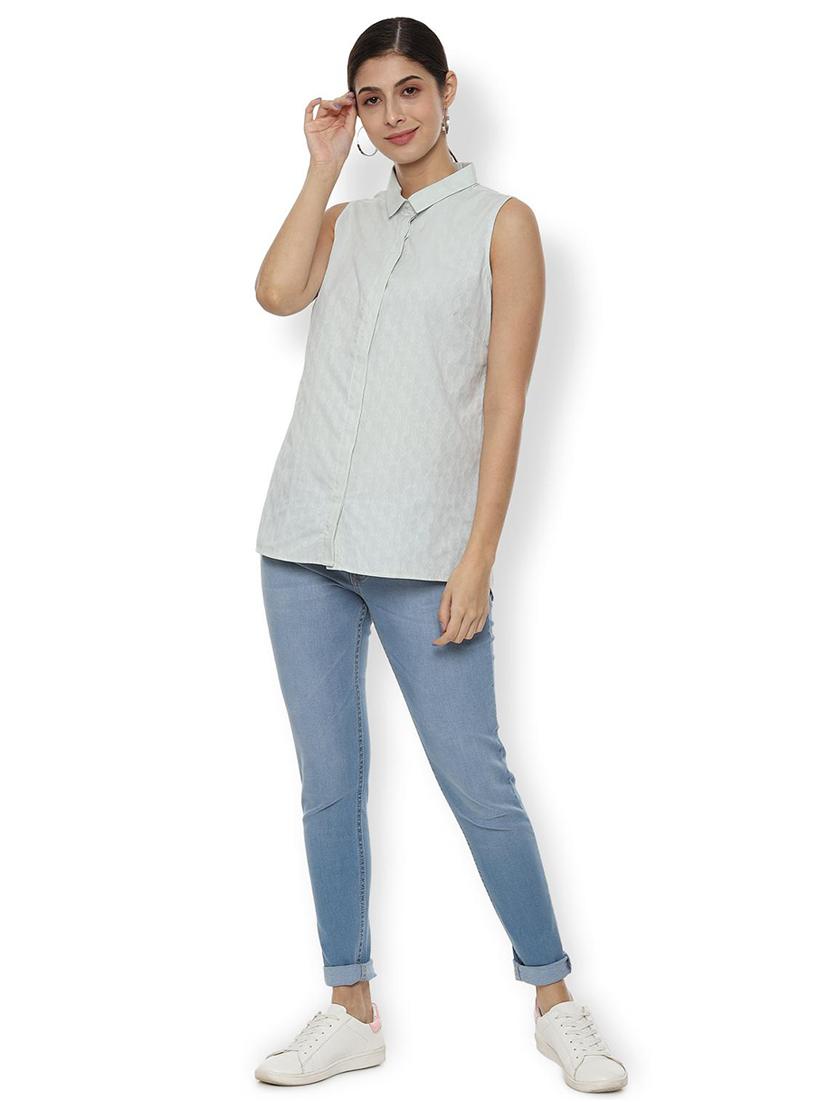 concealed placket sleeveless shirt - 16901823 - Zoom Image - 3
