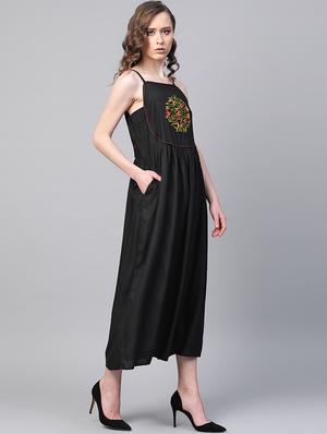 embroidered detail gathered maxi dress - 16908891 - Standard Image - 2