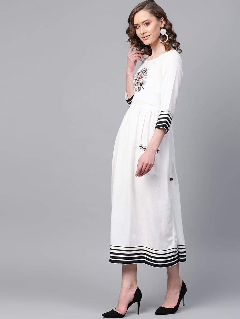 embroidered detail gathered a-line dress - 16908892 - Zoom Image - 2
