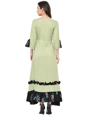 embroidered a-line kurta - 16908976 - Standard Image - 3