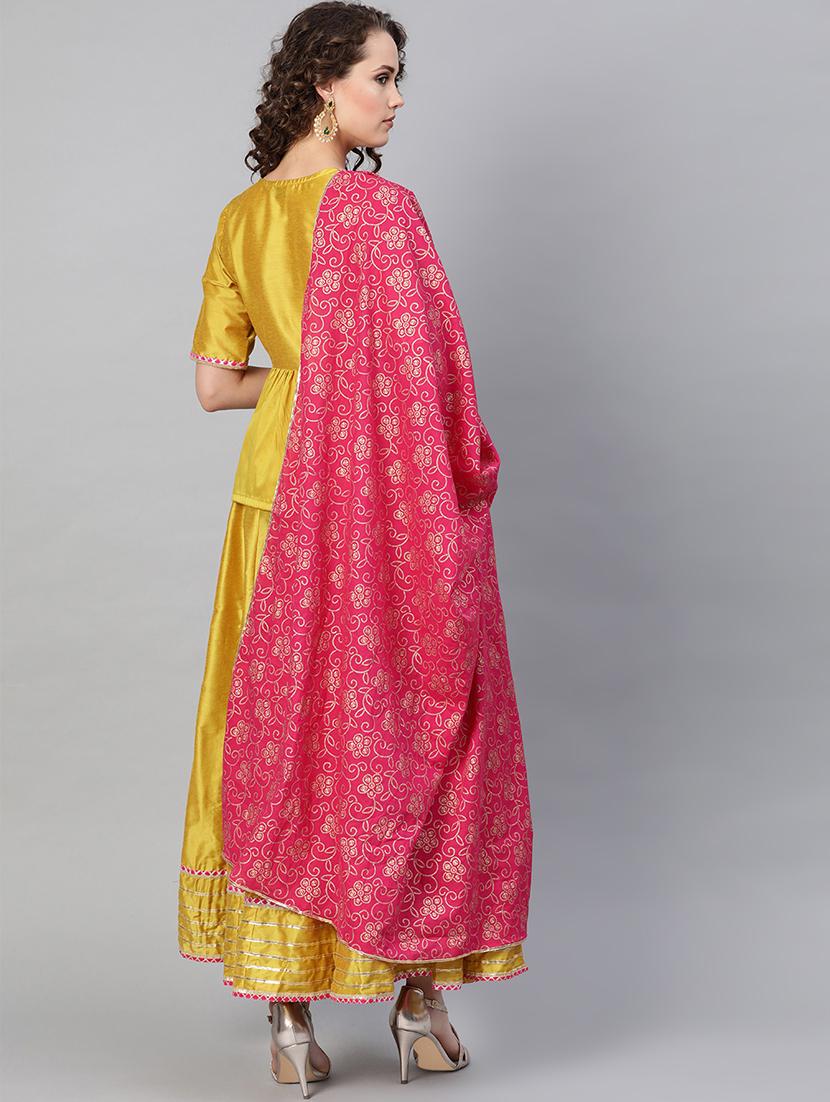 contrast dupatta a-line lehenga - 16909860 - Zoom Image - 3