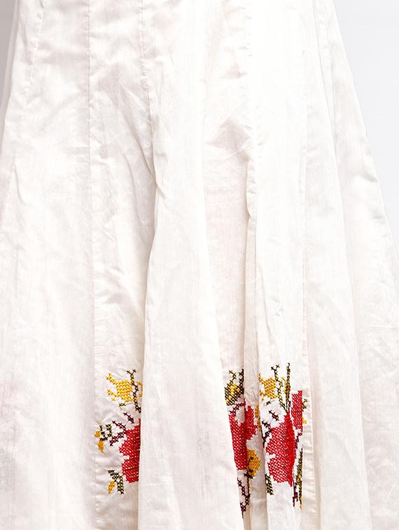 embroidered flared lehenga - 16910534 - Zoom Image - 5