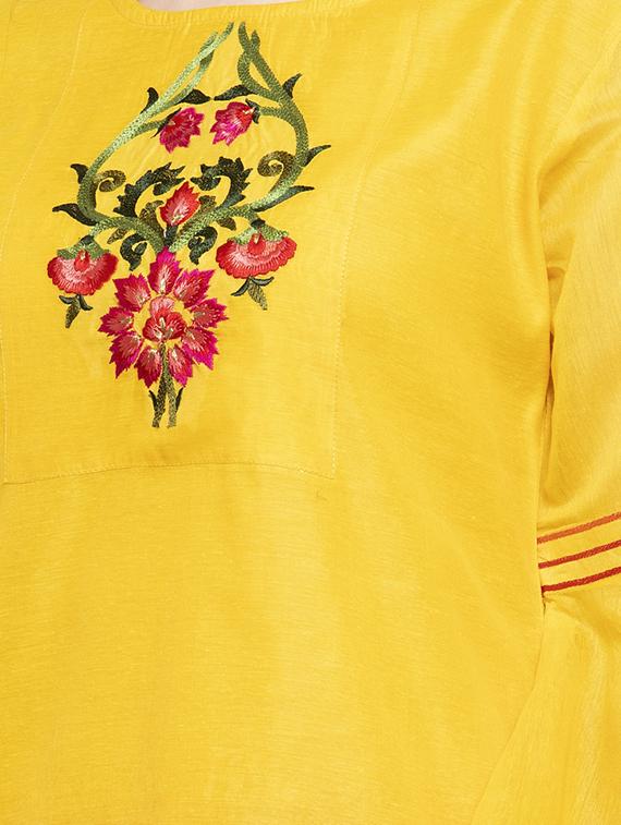 yellow silk aline kurti - 16910559 - Zoom Image - 4