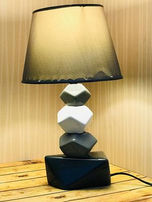 elegant grey colour ceramic table lamp - 16911168 - Standard Image - 2