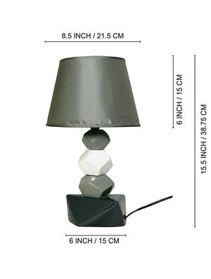 elegant grey colour ceramic table lamp - 16911168 - Standard Image - 4