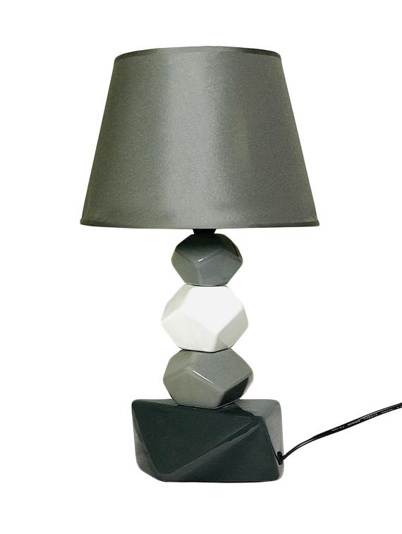 elegant grey colour ceramic table lamp - 16911168 - Zoom Image - 3