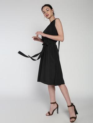 tie knot detail flared dress - 16911304 - Standard Image - 2