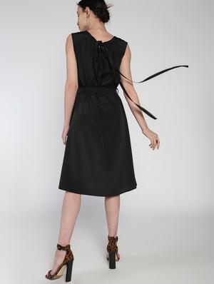 tie knot detail flared dress - 16911304 - Standard Image - 4
