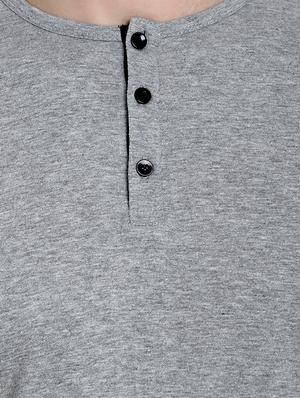grey solid t-shirt - 16917345 - Standard Image - 5