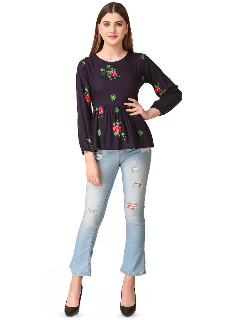 gathered hem embroidered top - 16917829 - Zoom Image - 4
