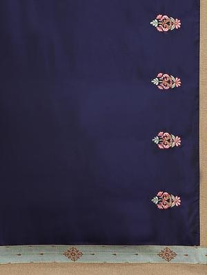 navy embroidered saree with blouse - 16923355 - Standard Image - 4