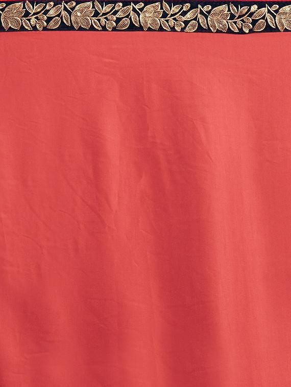 solid bordered saree with blouse - 16923629 - Zoom Image - 4