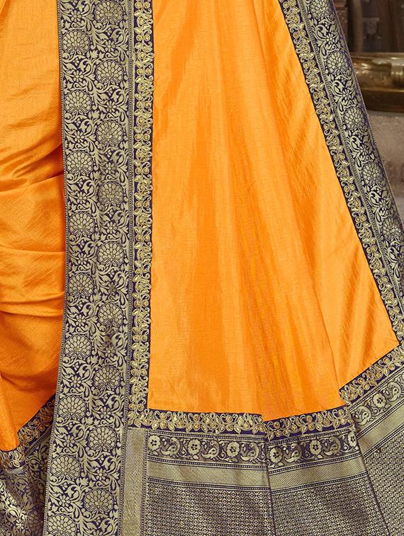 solid bordered saree with blouse - 16923666 - Zoom Image - 2