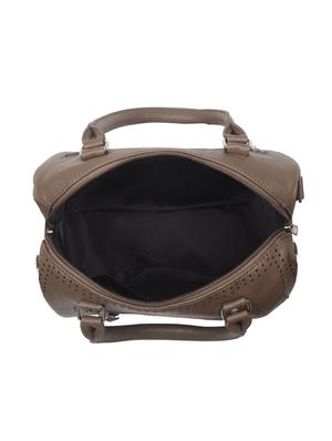 beige leatherette (pu) regular handbag - 16923833 - Standard Image - 3