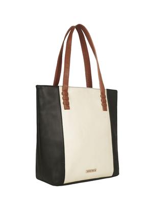 white leatherette (pu) regular handbag - 16923849 - Standard Image - 4
